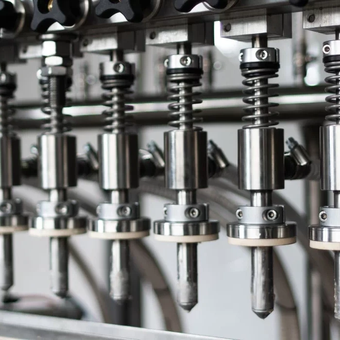 آلات صناعية